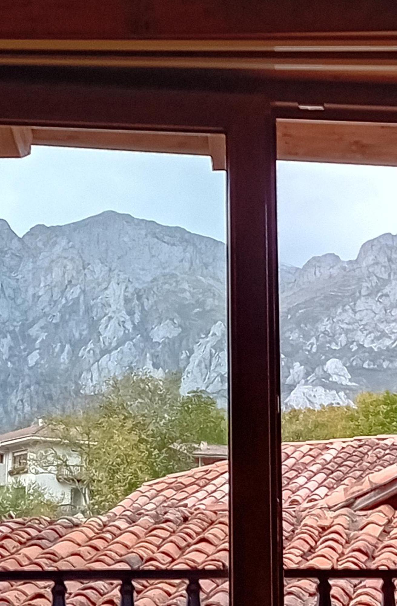 Turieno Picos De Europa Suites And Rooms מראה חיצוני תמונה